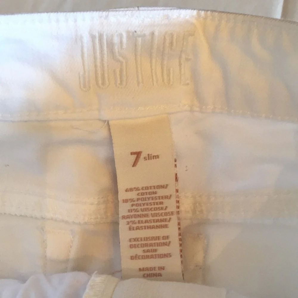Justice shorts‎ white size 7slim distressed long shorts